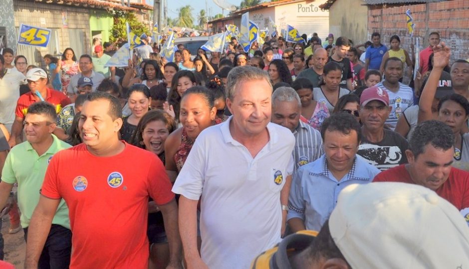 Luis Fernando visita mais oito bairros e reforça o compromisso de reconstruir Ribamar